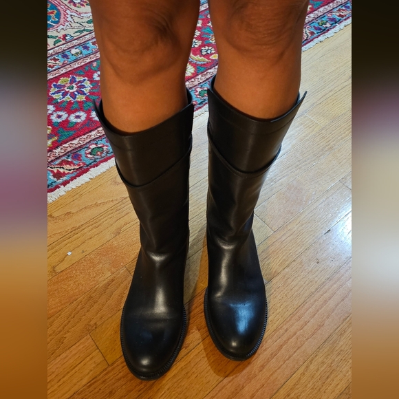 Boots - Picture 1 of 7